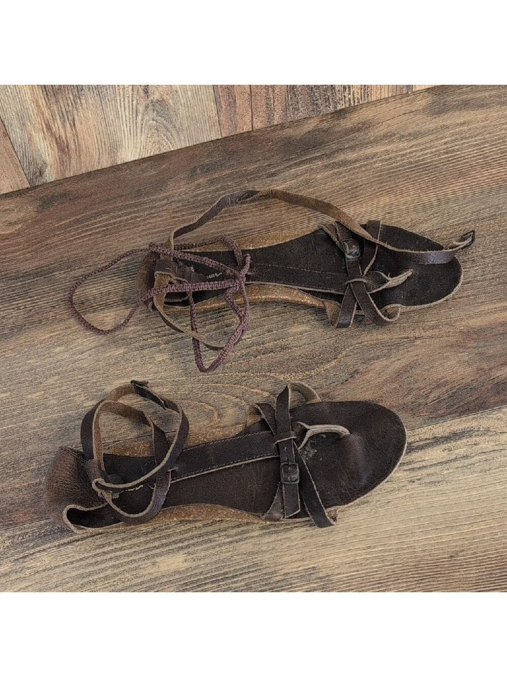 Eddie Bauer Flip Flop Leather Cork Bed Ankle Strap Sandals 10       C152